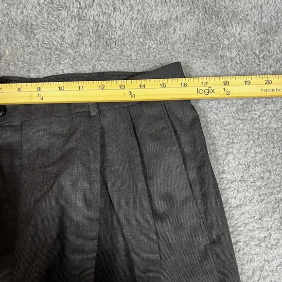 Haggar Dress Pants Mens 32x32 Charcoal NEW Pleated Invisible Flex 228369 456 - Picture 7 of 10